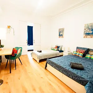  Hostel By Born & Gothic Hiszpania
